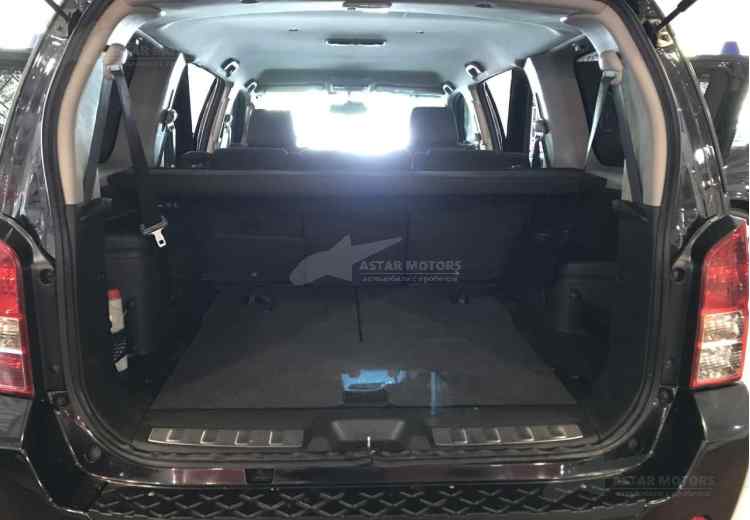 Nissan Pathfinder III