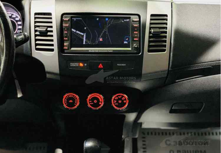 Mitsubishi Outlander II Рестайлинг