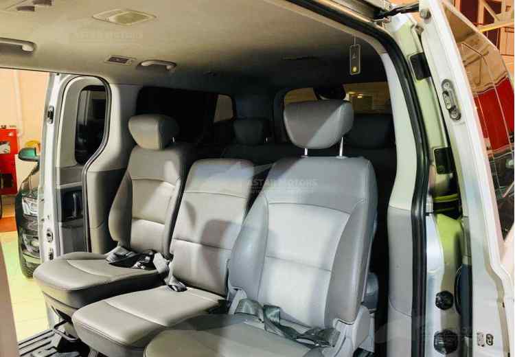 Hyundai Grand Starex