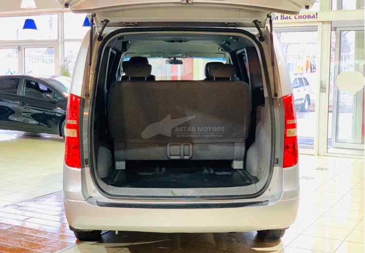 Hyundai Grand Starex