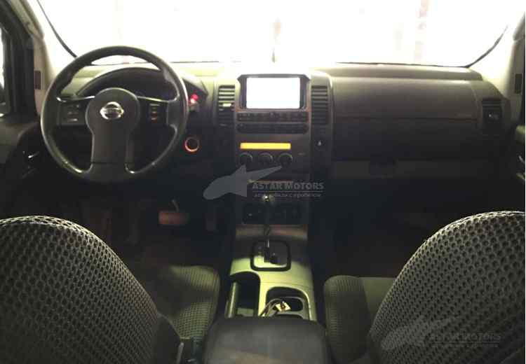 Nissan Pathfinder III