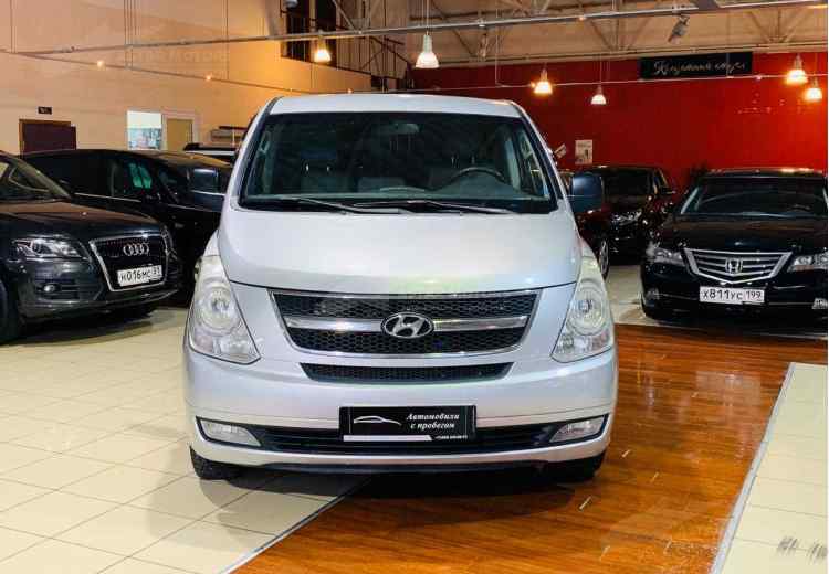 Hyundai Grand Starex
