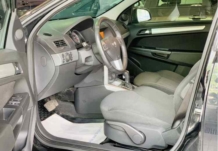 Opel Astra J Рестайлинг