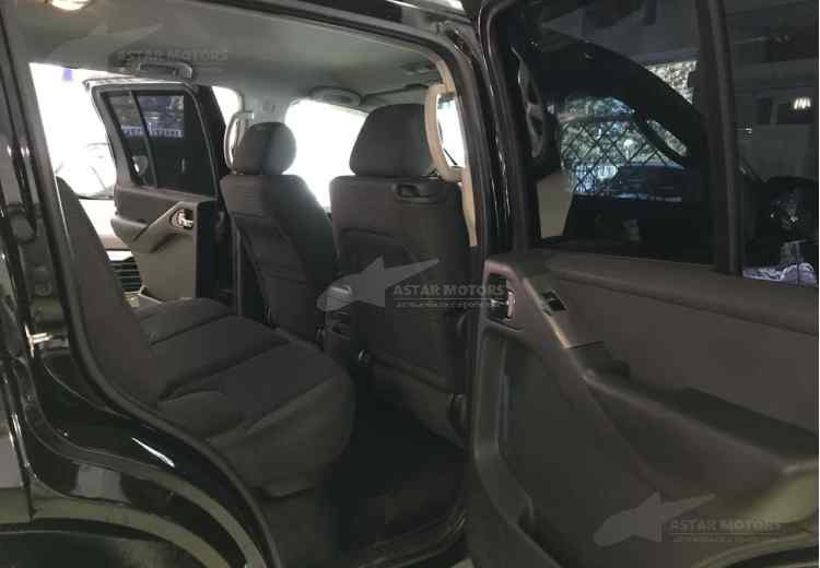 Nissan Pathfinder III