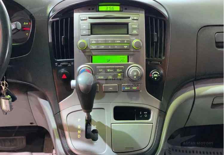 Hyundai Grand Starex