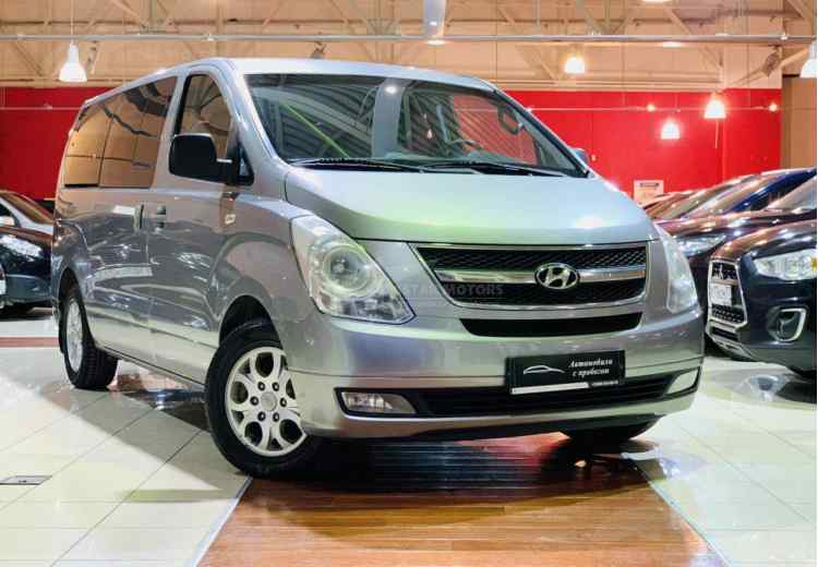 Hyundai Grand Starex