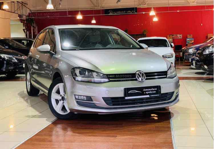 Volkswagen Golf VII