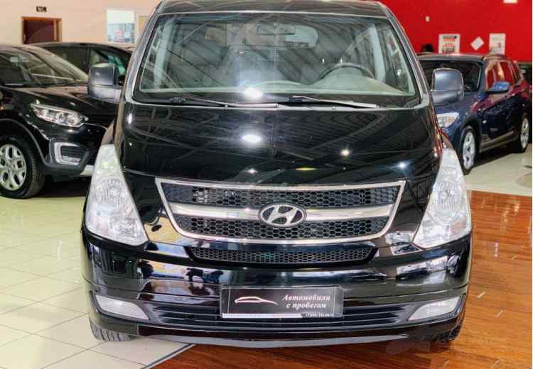 Hyundai Grand Starex