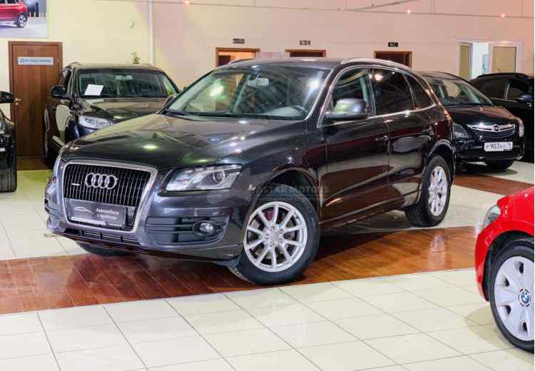 Audi Q5 I (8R)