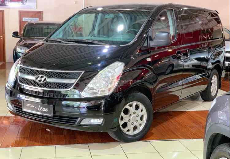 Hyundai Grand Starex