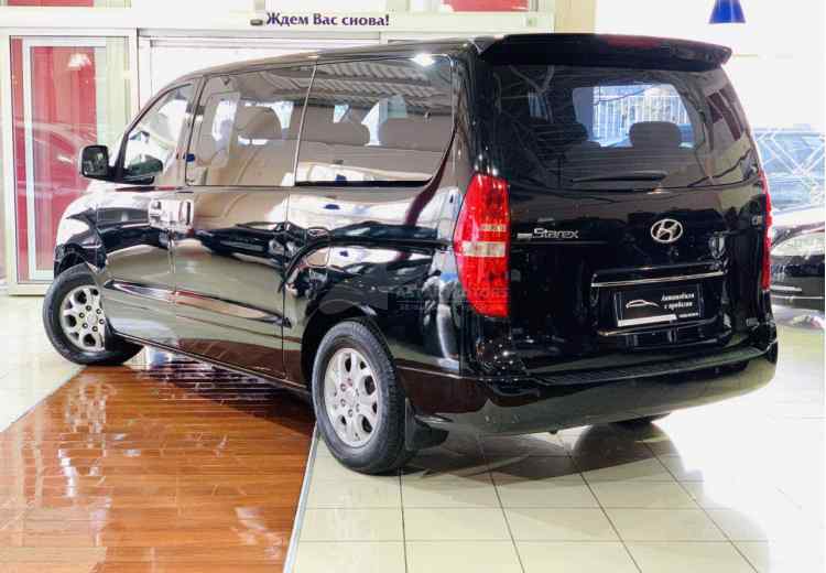 Hyundai Grand Starex