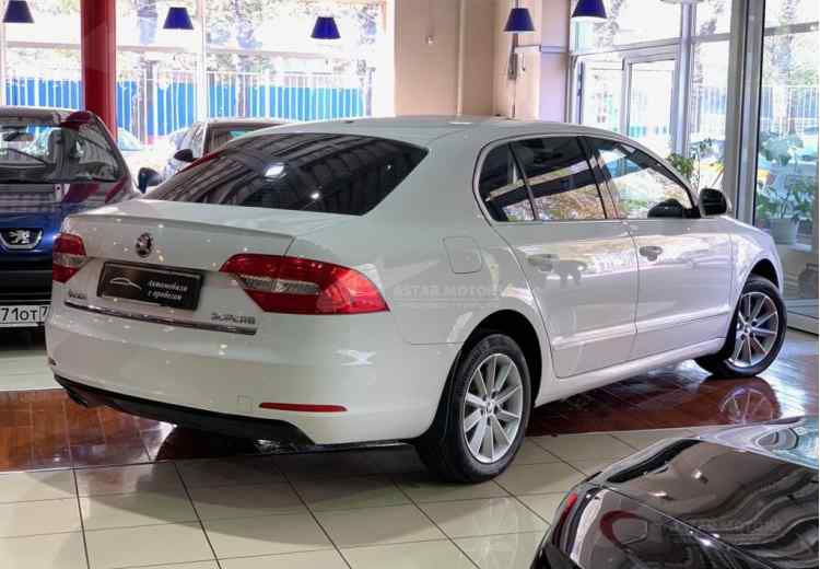 Skoda Superb III
