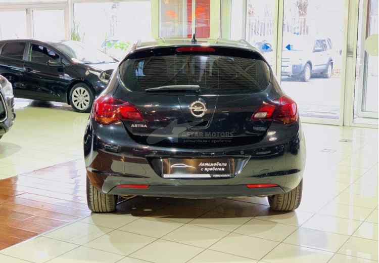 Opel Astra J Рестайлинг
