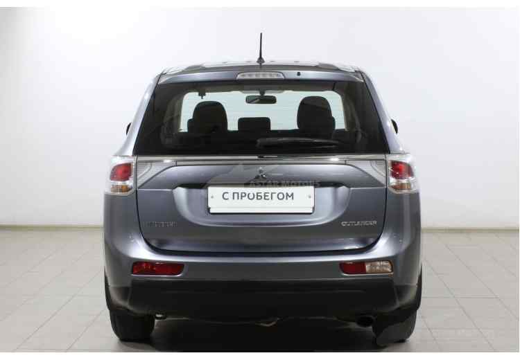 Mitsubishi Outlander III