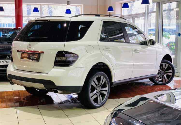 Mercedes-Benz M-Класс II (W164)