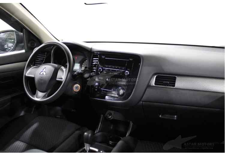 Mitsubishi Outlander III