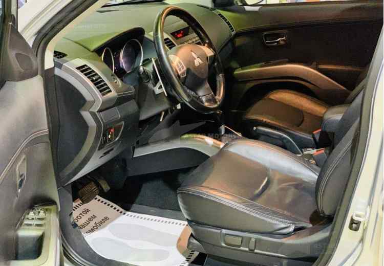 Mitsubishi Outlander II Рестайлинг