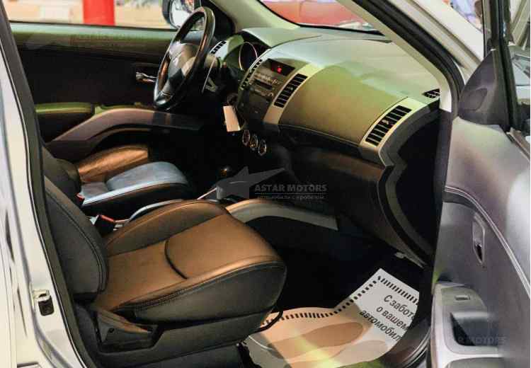 Mitsubishi Outlander II Рестайлинг