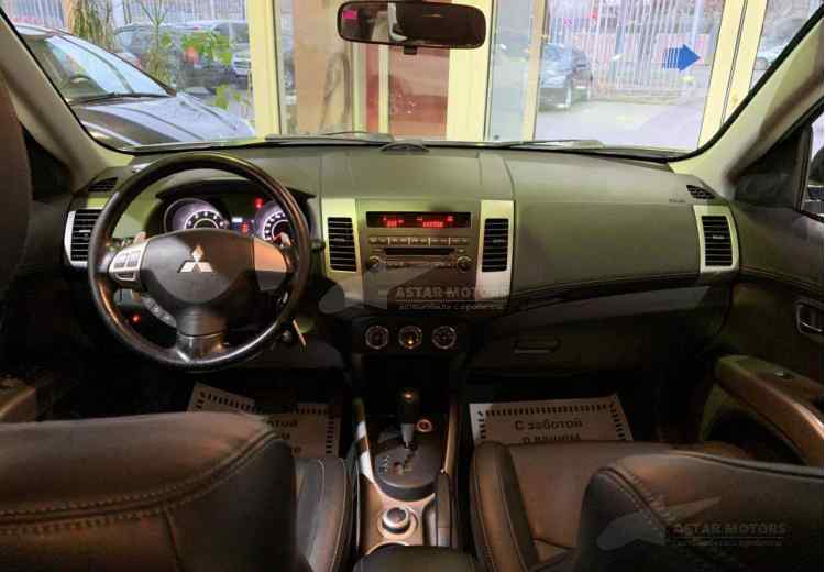 Mitsubishi Outlander II Рестайлинг