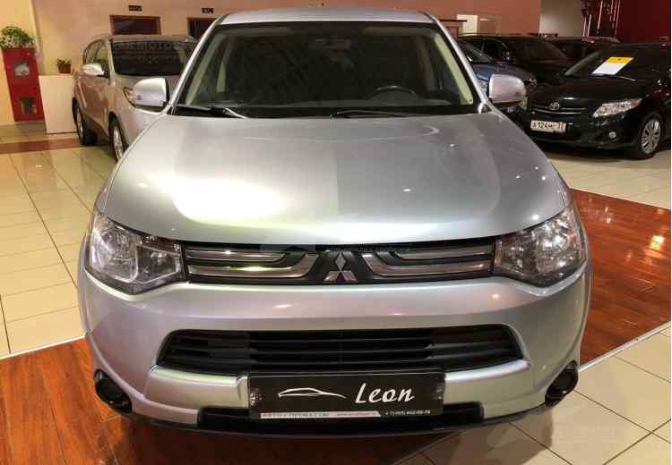 Mitsubishi Outlander III