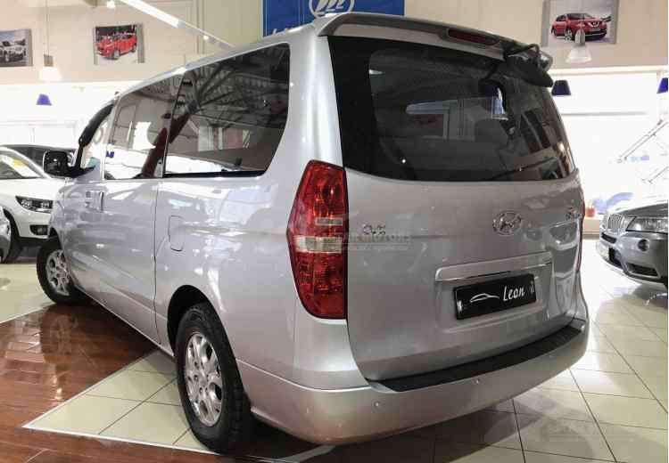 Hyundai Grand Starex