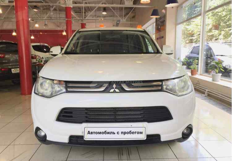 Mitsubishi Outlander III