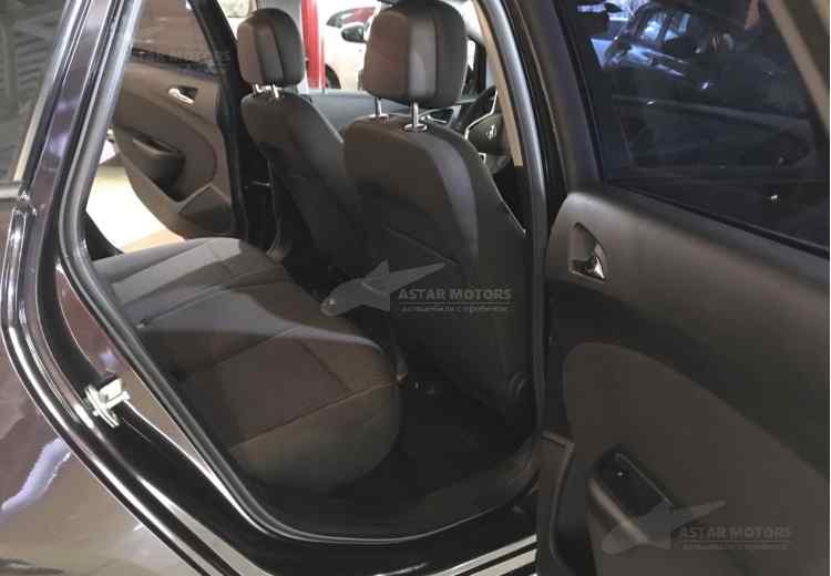 Opel Astra J Рестайлинг