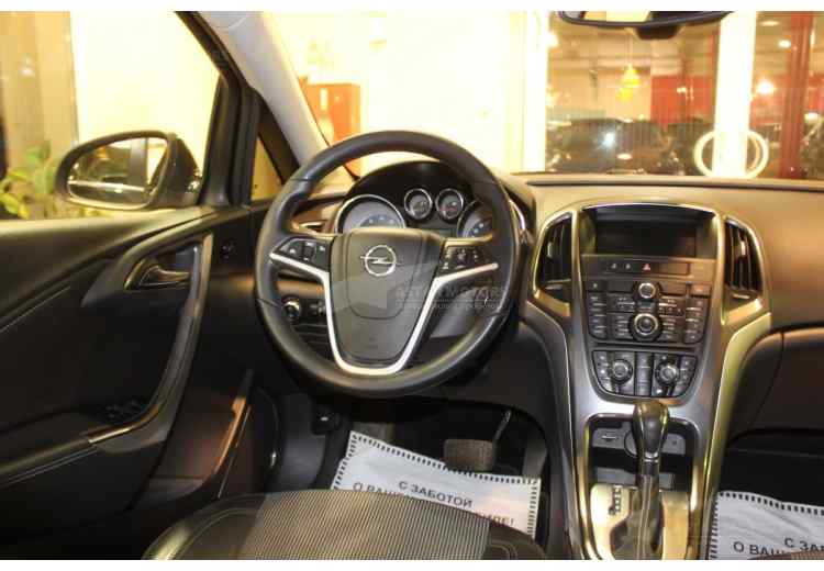 Opel Astra J Рестайлинг