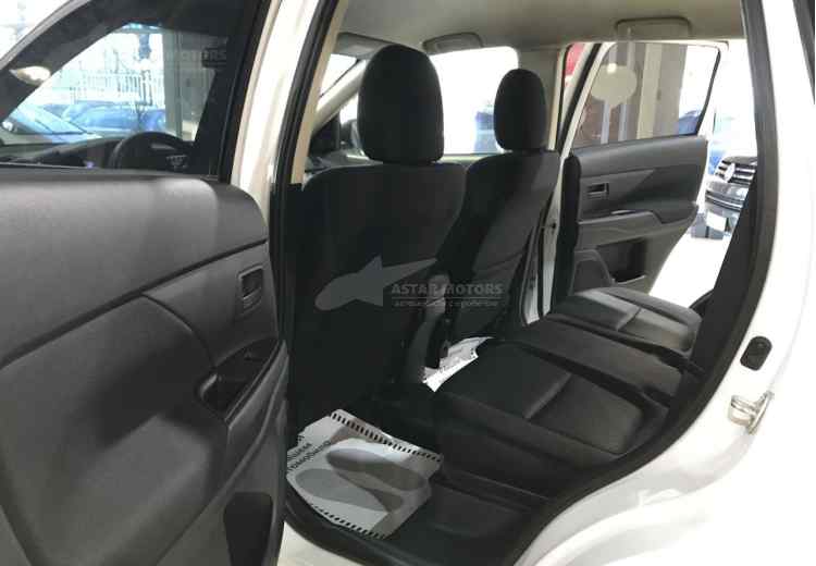 Mitsubishi Outlander III