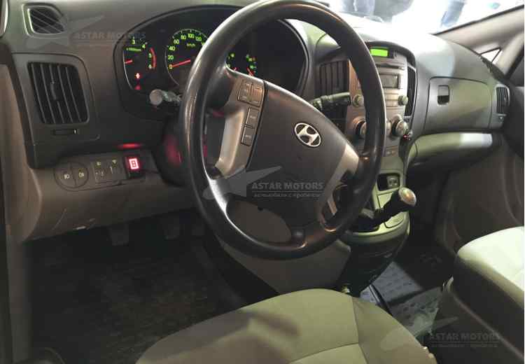 Hyundai Grand Starex