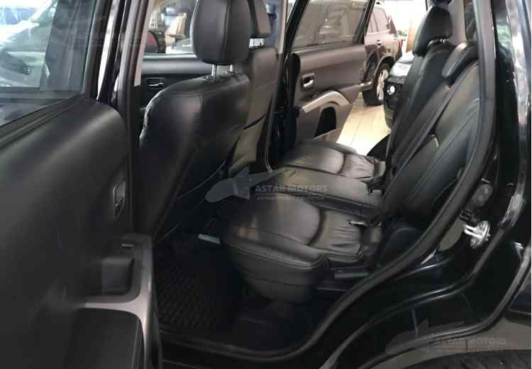 Mitsubishi Outlander II