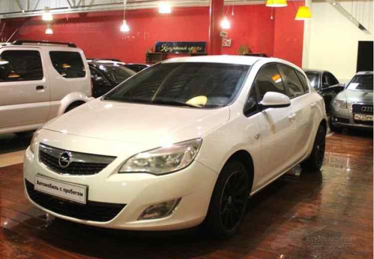 Opel Astra J Рестайлинг