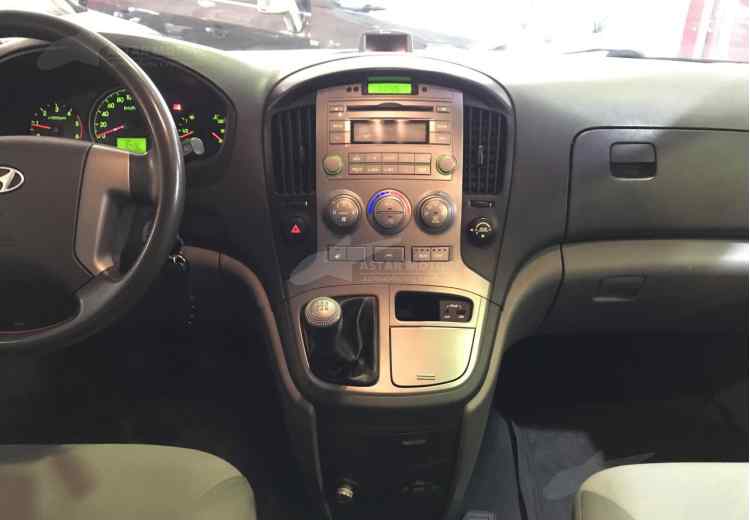 Hyundai Grand Starex