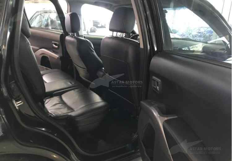 Mitsubishi Outlander II