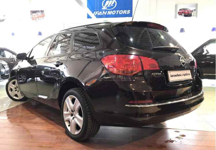 Opel Astra J Рестайлинг