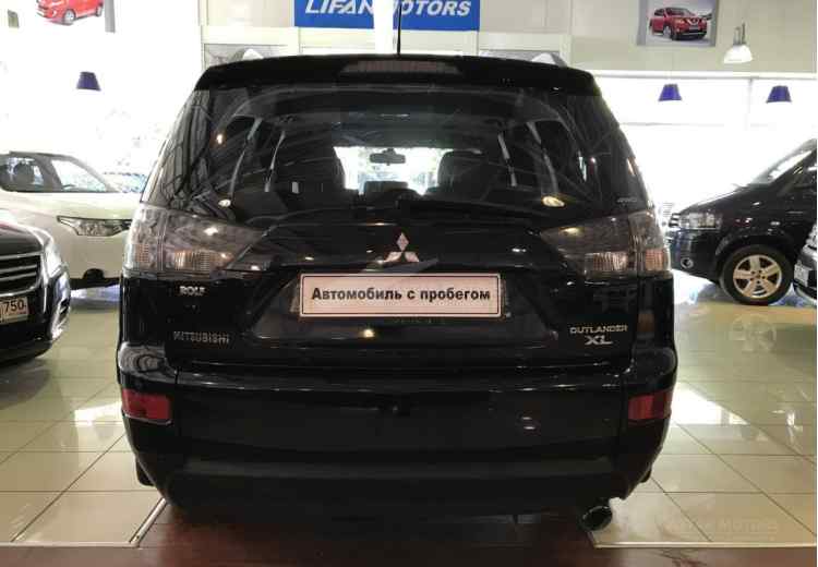 Mitsubishi Outlander II