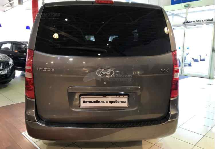 Hyundai Grand Starex