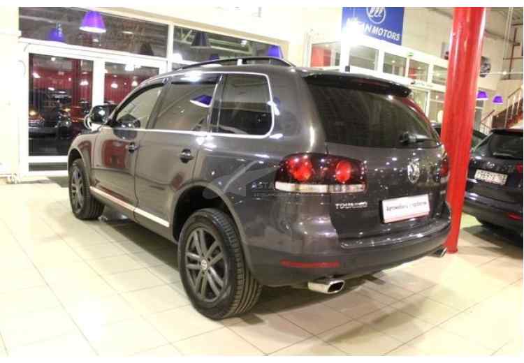 Volkswagen Touareg I Рестайлинг
