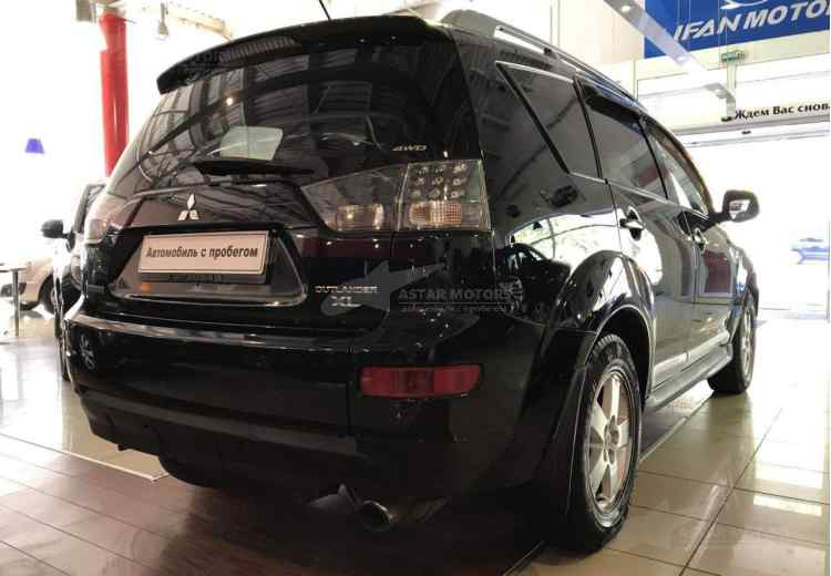 Mitsubishi Outlander II