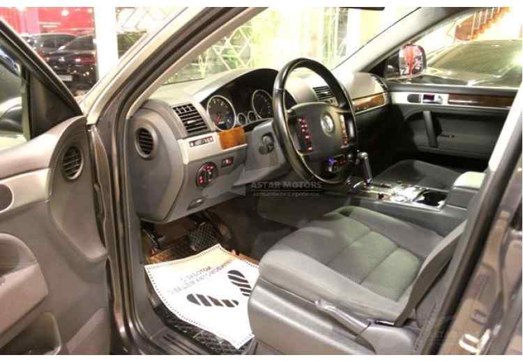 Volkswagen Touareg I Рестайлинг