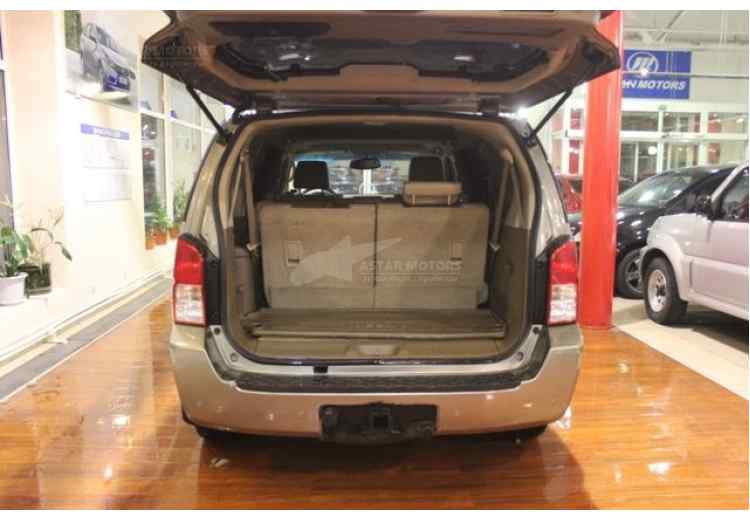 Nissan Pathfinder III