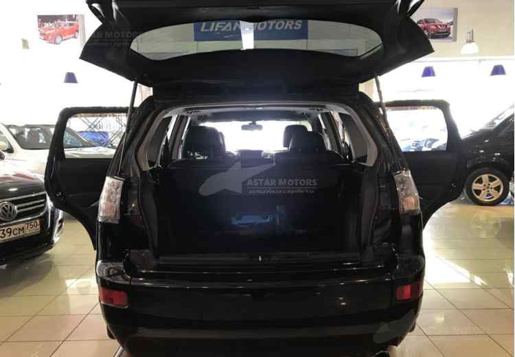 Mitsubishi Outlander II