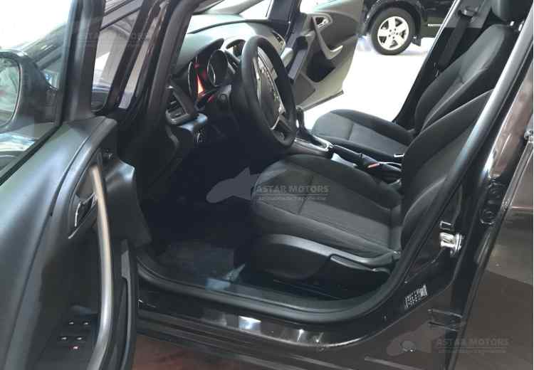 Opel Astra J Рестайлинг