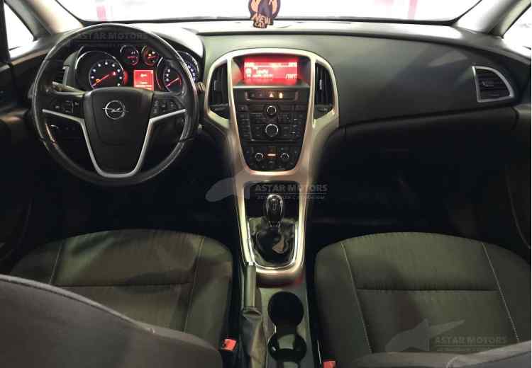 Opel Astra J Рестайлинг