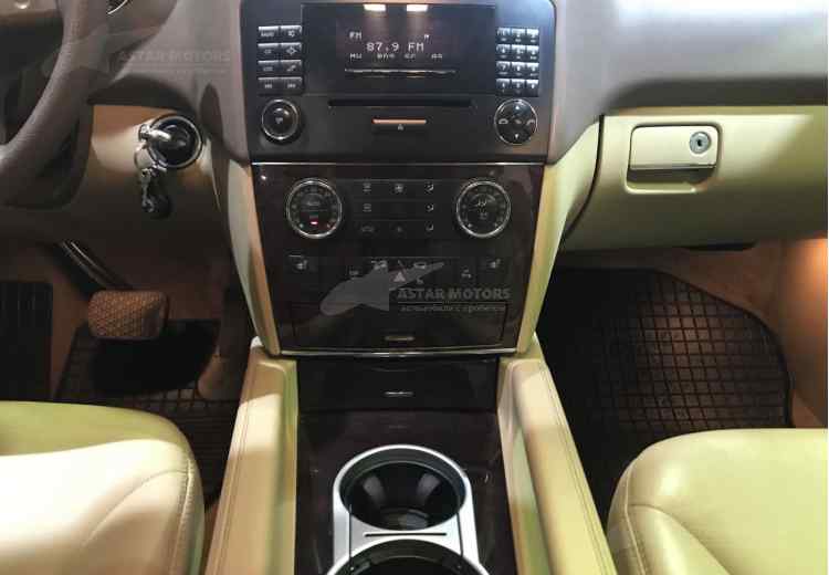 Mercedes-Benz M-Класс II (W164)