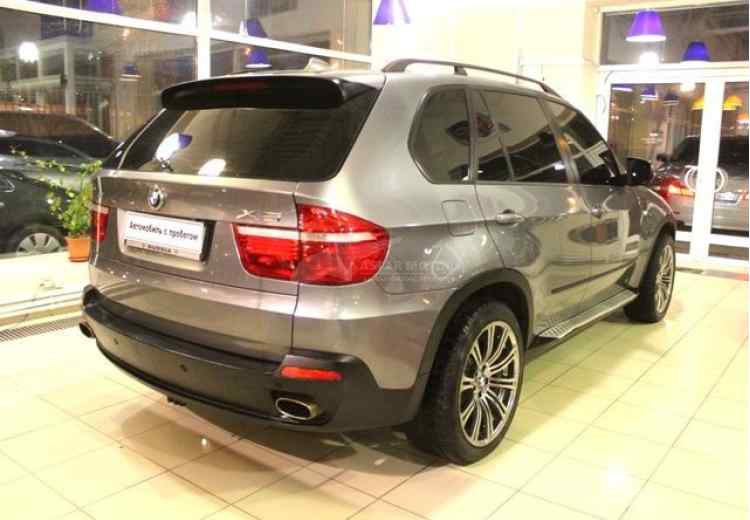 BMW X5 II (E70)