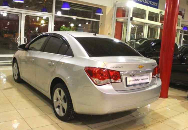 Chevrolet Cruze j300 2011