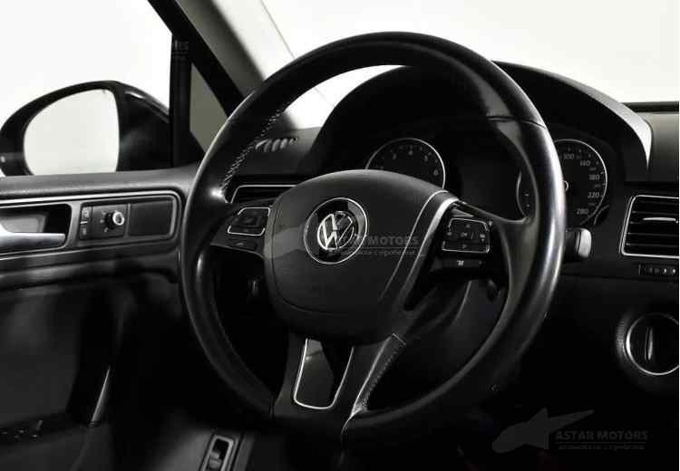 Volkswagen Touareg II