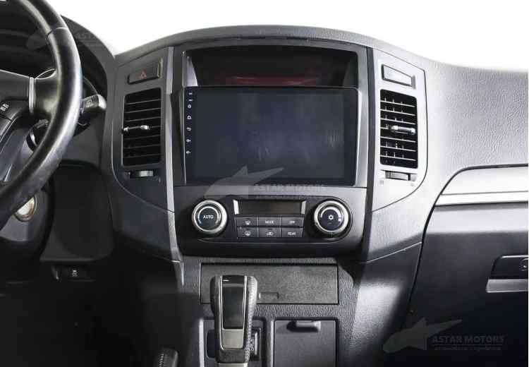 Mitsubishi Pajero IV Рестайлинг 1
