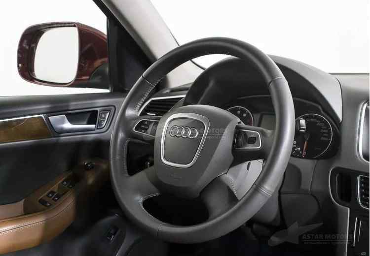 Audi Q5 I (8R)